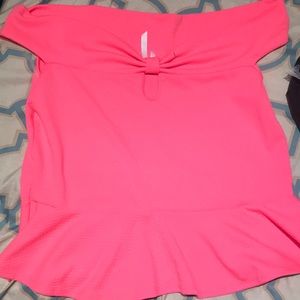 Hot pink crop / Off the shoulder top